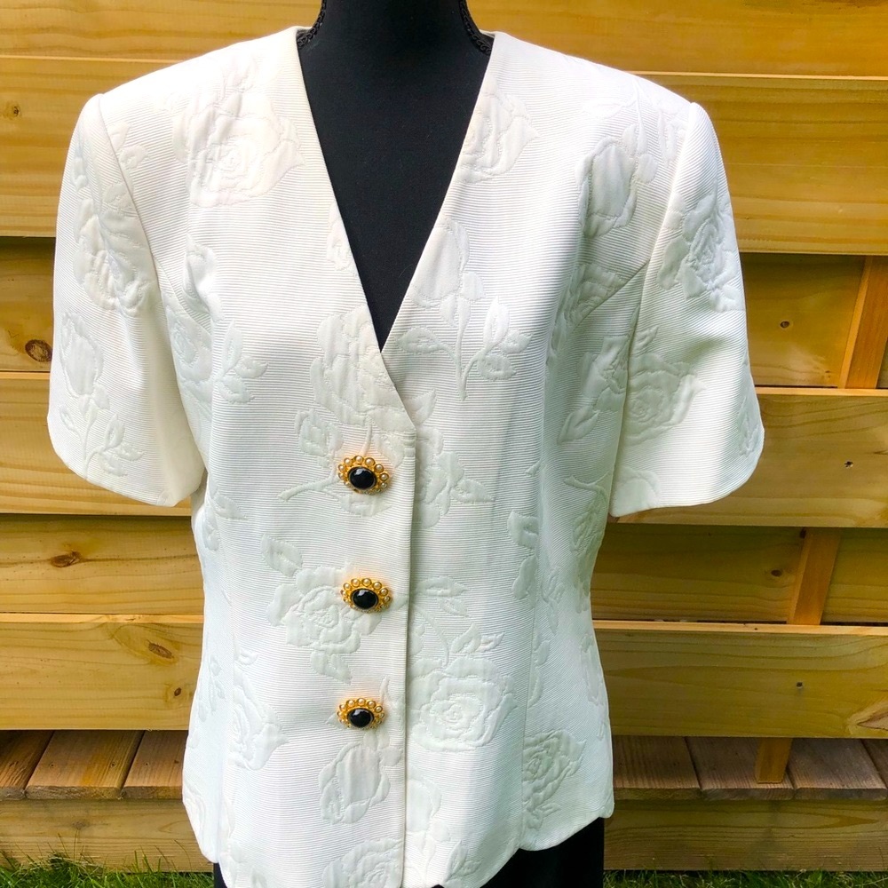 Albert Nipon Suit Size 16 - image 2